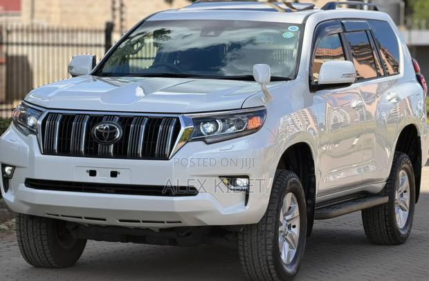 Toyota Land Cruiser Prado 2.8 2020 White
