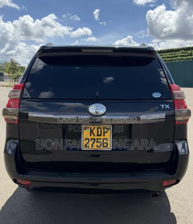 Toyota Land Cruiser Prado 2.7 2017 Black