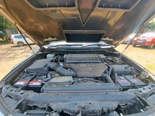 Toyota Land Cruiser 4.5 V8 GXR 2010 Black