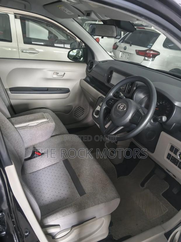 Toyota Passo 2019 Black