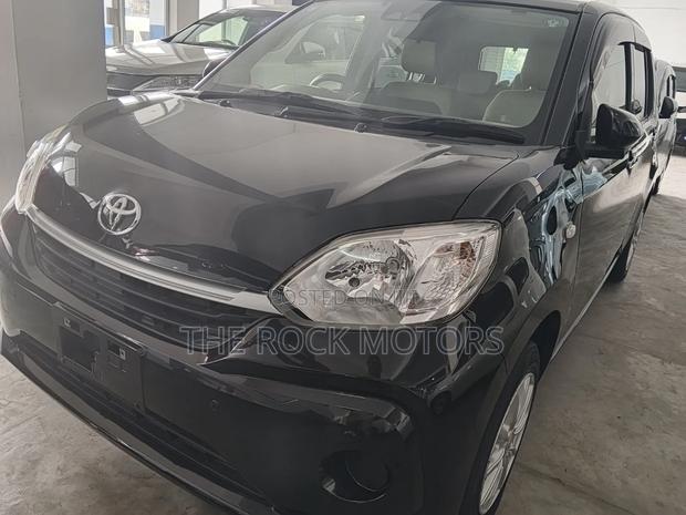 Toyota Passo 2019 Black