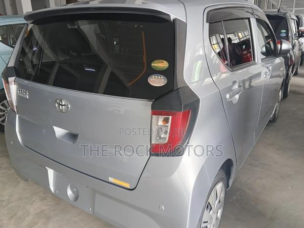 Toyota Pixis 2019 Silver