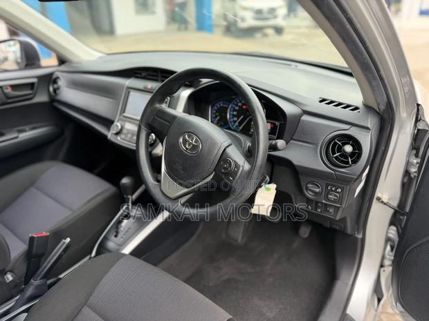 Toyota Corolla Fielder 2020 Silver