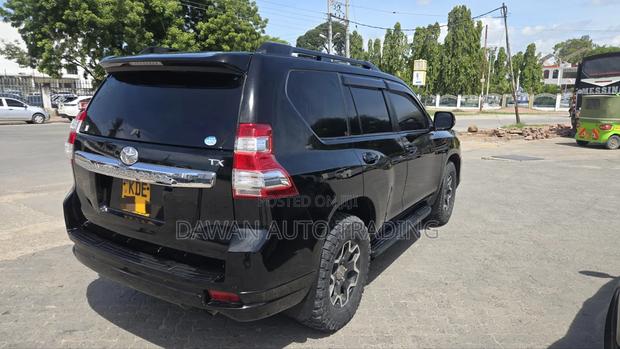 Toyota Land Cruiser Prado 2015 Black