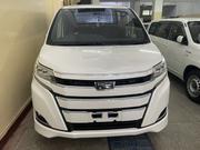 Toyota Noah 2.0 FWD (7 Seater) 2019 White for sale