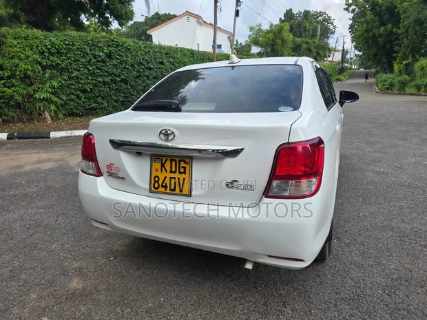 Toyota Axio 2014 White