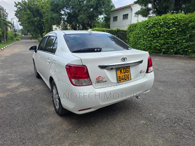 Toyota Axio 2014 White