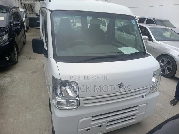 Suzuki Every Wagon 2019 White
