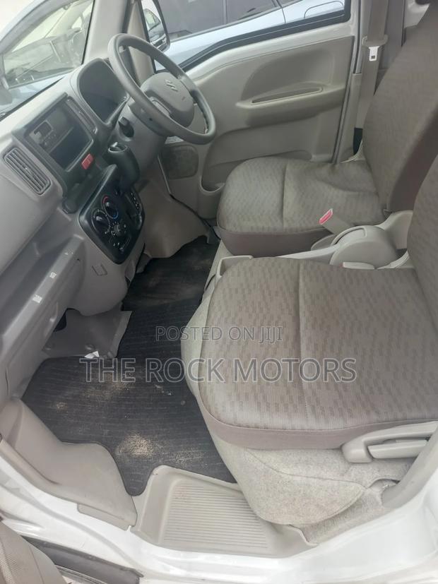 Suzuki Every Wagon 2019 White