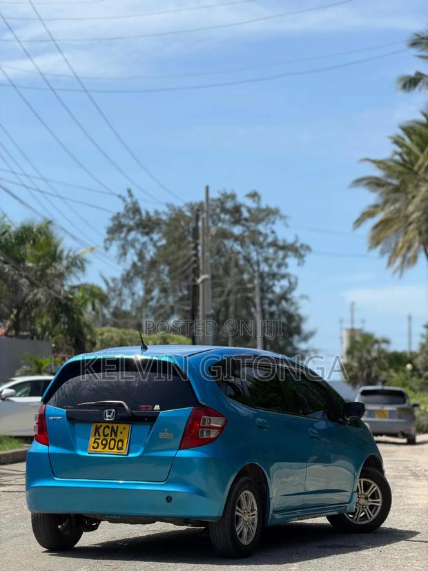 Honda Fit 2012 Blue