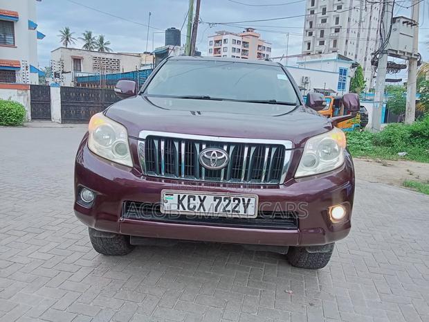 Toyota Land Cruiser Prado 2013 Maroon