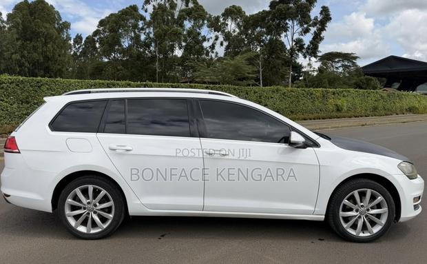 Volkswagen Golf 2016 White