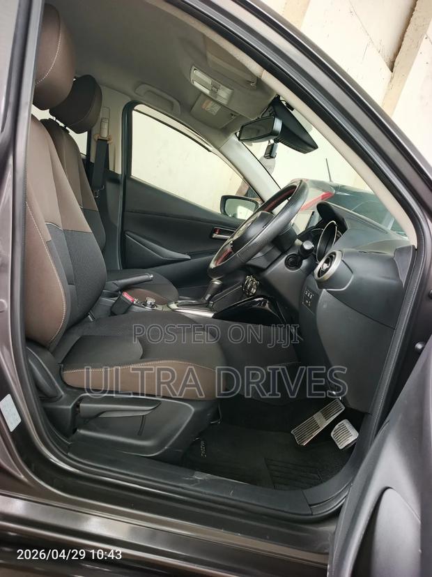 Mazda 2 2019 Gray