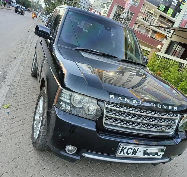 Land Rover Range Rover Vogue 2012 Black