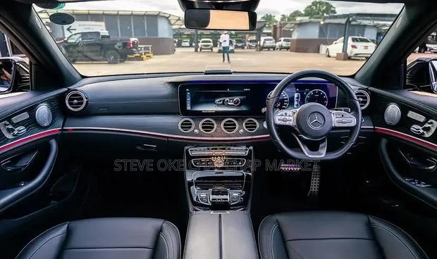 Mercedes-Benz E200 2019 Black