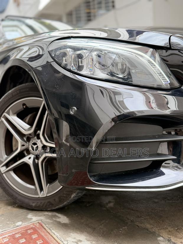Mercedes-Benz C200 2020 Black