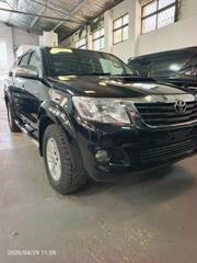 Toyota Hilux 2017 Black for sale