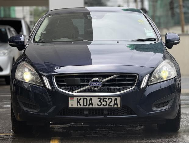 Volvo S60 2013 Blue