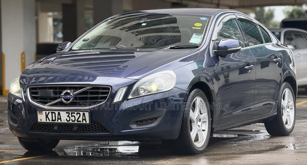 Volvo S60 2013 Blue