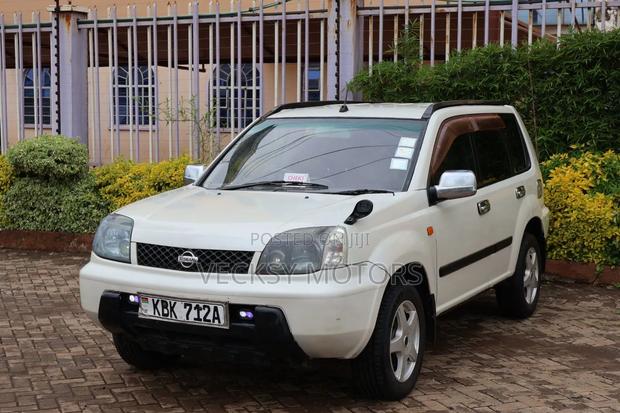 Nissan X-Trail 2004 White