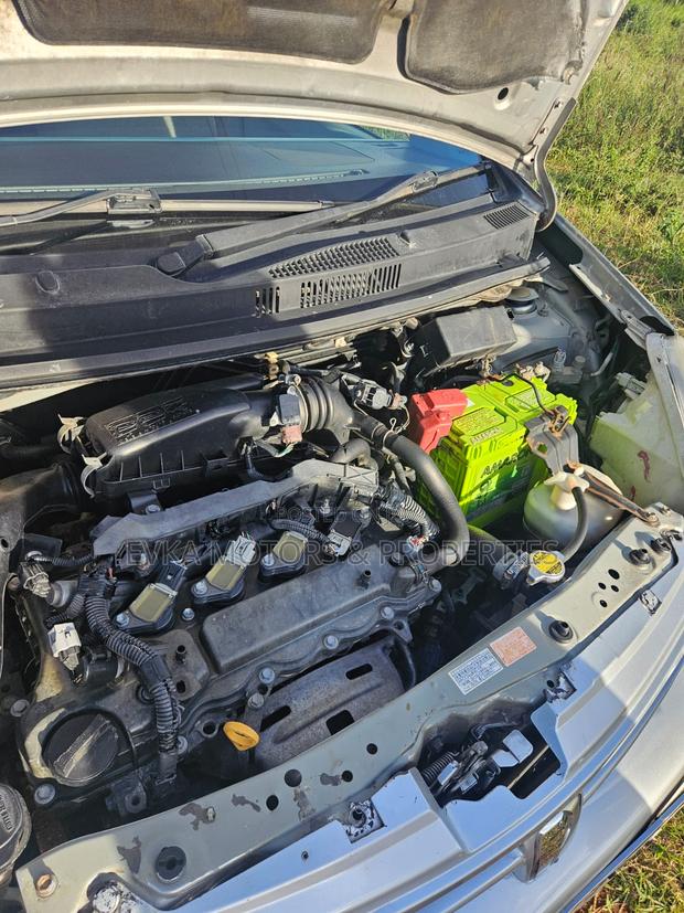 Toyota Passo 2011 Silver