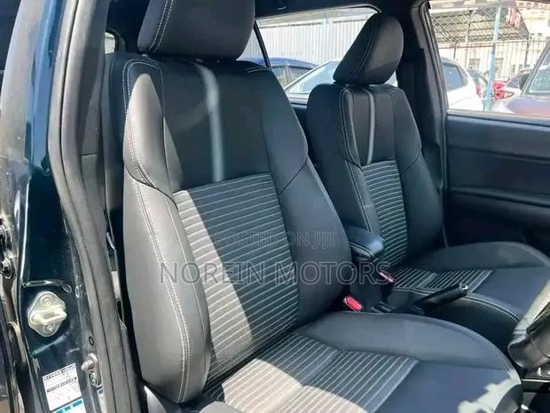Toyota Corolla Fielder 2019 Blue