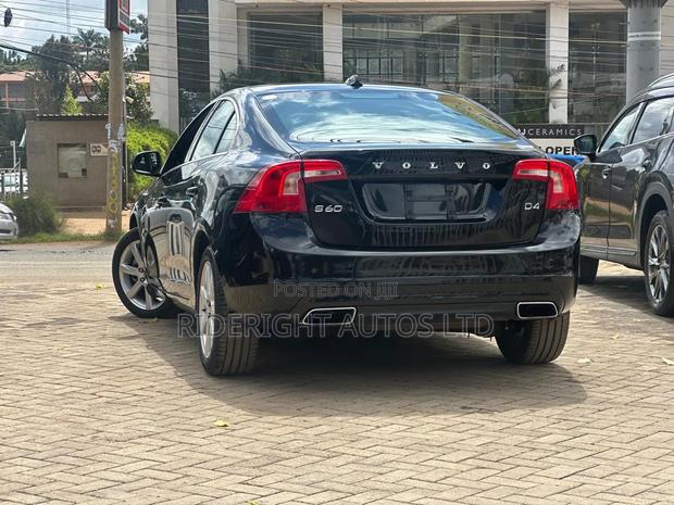 Volvo S60 2018 Black