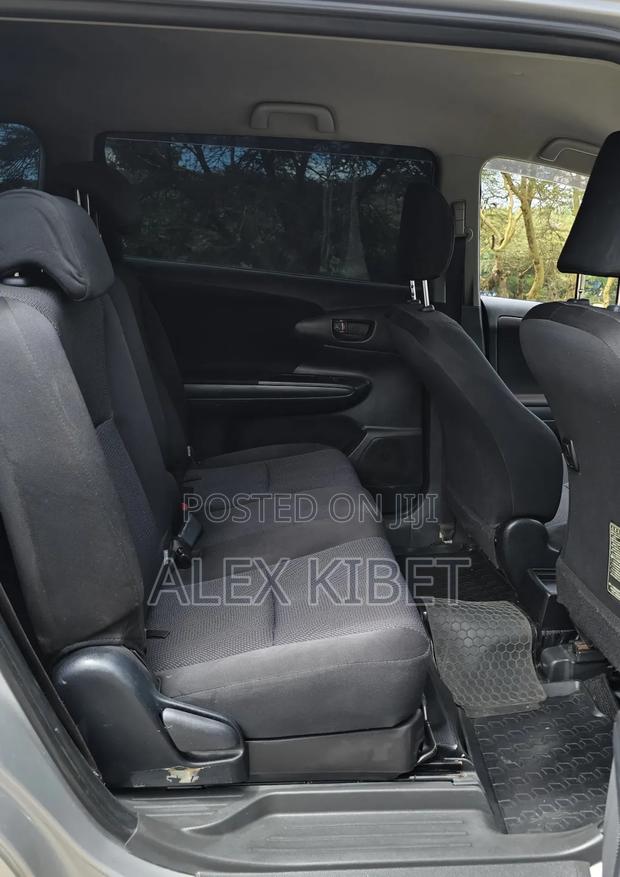 Toyota Wish 2015 Silver