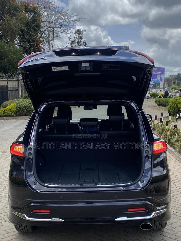 Toyota Harrier 2019