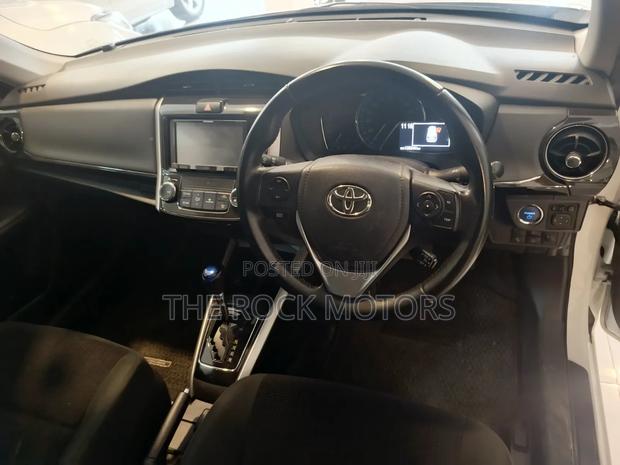 Toyota Corolla Fielder 2020 White