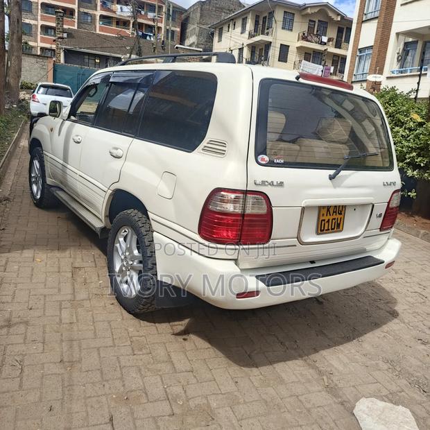 Lexus GX 470 Sport Utility 2005 White