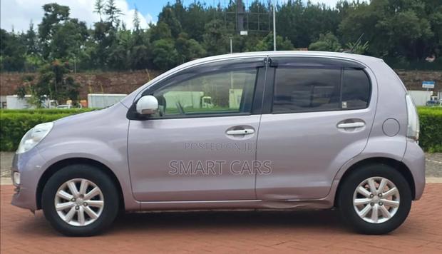 Toyota Passo 2015 Pink