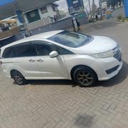 Honda Odyssey 2.4 G 2WD (7 seater) 2014 White for sale