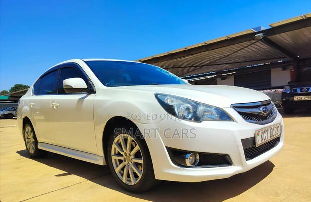 Subaru Legacy 2012 White