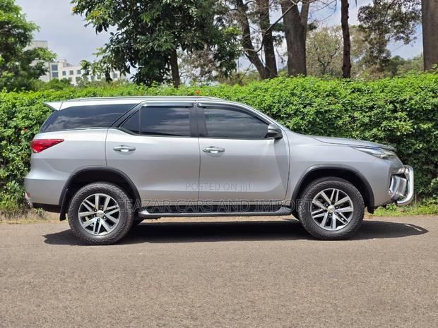 Toyota Fortuner 2.8 D AWD 2017 Silver