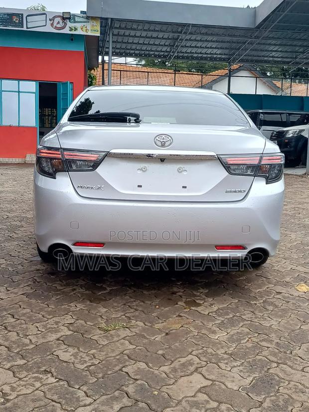 Toyota Mark X 2019 Silver