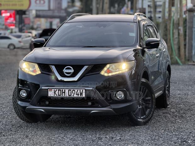 Nissan X-Trail 2.0 Petrol AWD 2015 Black