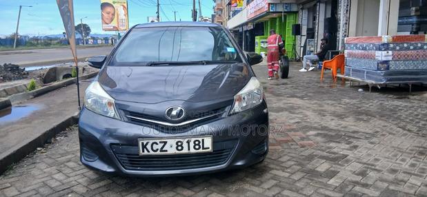 Toyota Vitz 2013 Gray