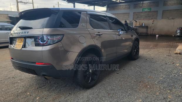 Land Rover Discovery Sport HSE 2016 Brown
