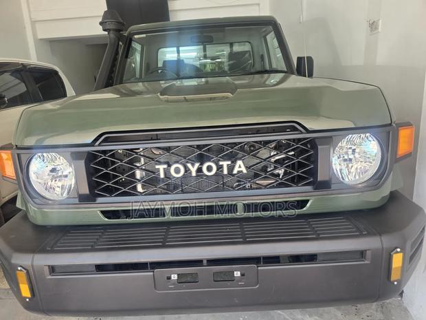 Toyota Land Cruiser 2024 Green