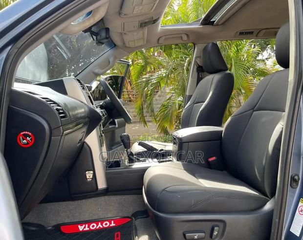 Toyota Land Cruiser Prado 3.0 TD 2013 Blue