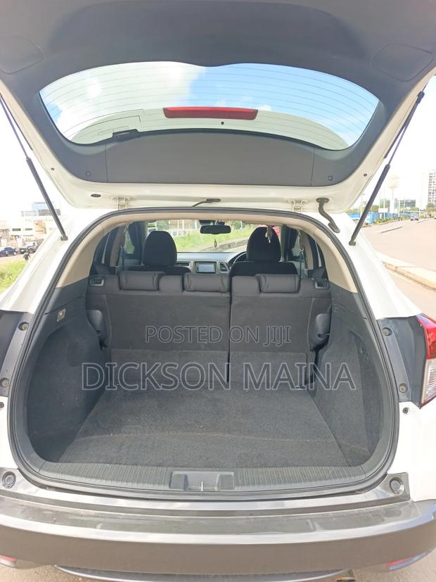 Honda Vezel 1.5 2WD 2016 White