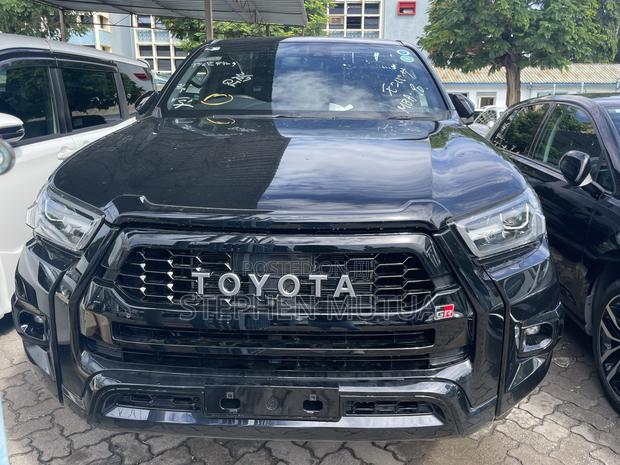 Toyota Hilux Revo Double Cab Deisel 2.4 AWD 2022 Black