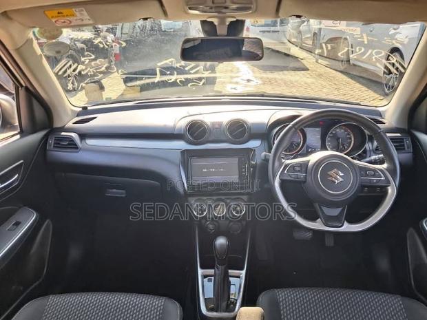 Suzuki Swift 2019 Off white