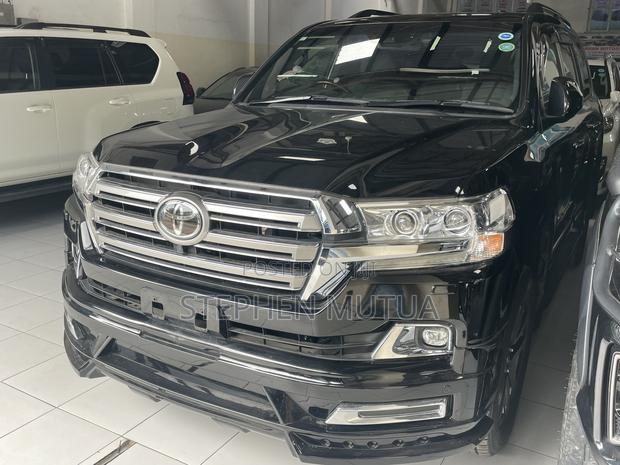 Toyota Land Cruiser 4.6 V8 ZX 2020 Black