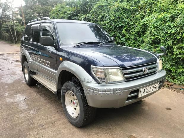 Toyota Land Cruiser Prado 1999 Blue