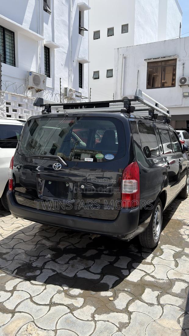 Toyota Probox 1.5 DX Comfort 2WD 2020 Black