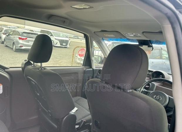Toyota Spade 2019 Black