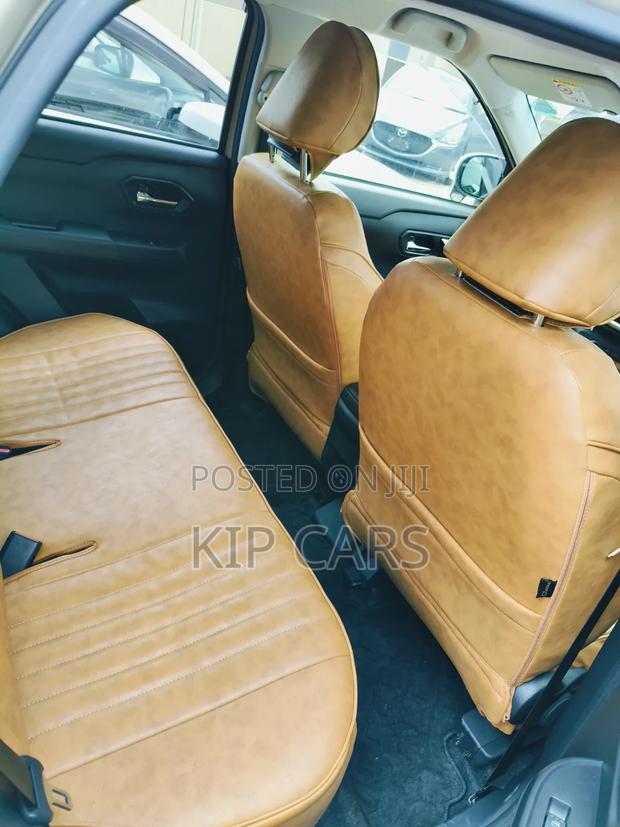 Toyota Raize 1.0 FWD 2019 Beige