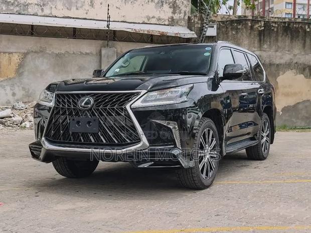 Lexus LX 570 (5 seats) AWD 2018 Matt Black